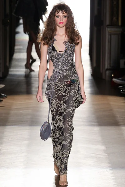 Look 33